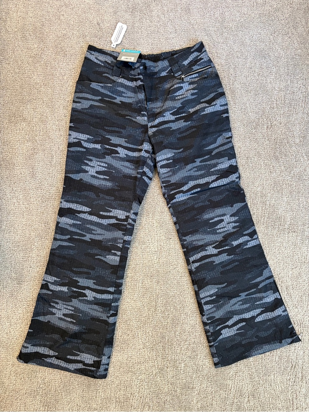 Free Country Women's Camo Ski Pants in Black & Gray